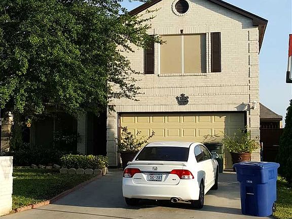2nd image of 5209 Brewster Dr