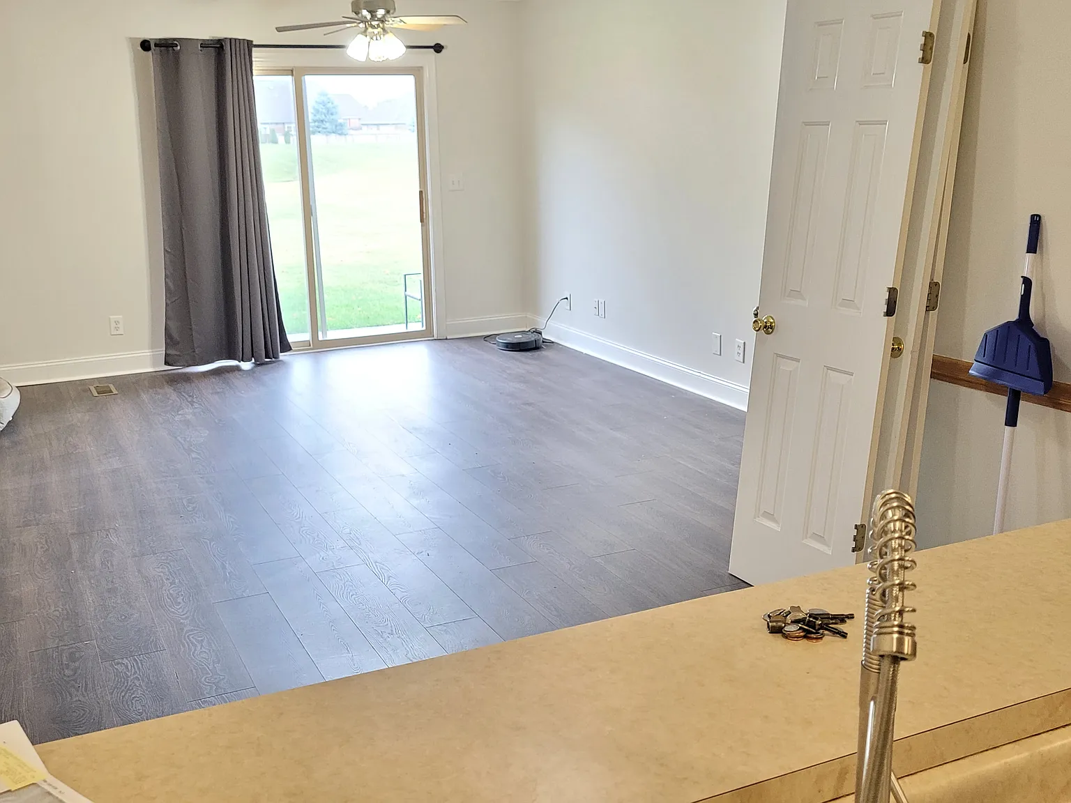 3 bed, 1500 sqft, $1,630 — Photo 3
