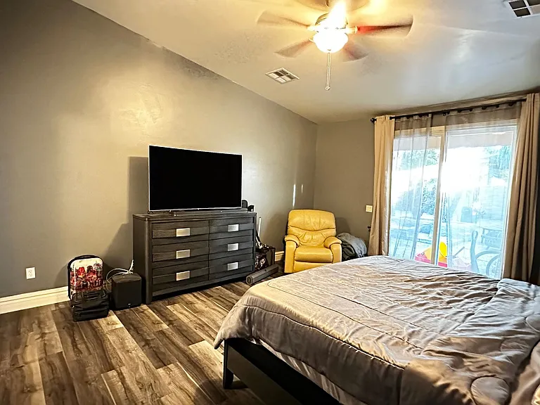 2303 E Dogwood Dr — Photo 20