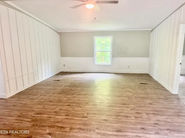 196 Bob Payne Rd, Tellico Plains, TN 37385