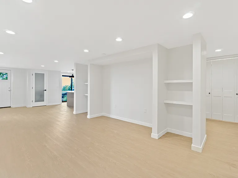 3038 37th Ave SW #2 — Photo 13