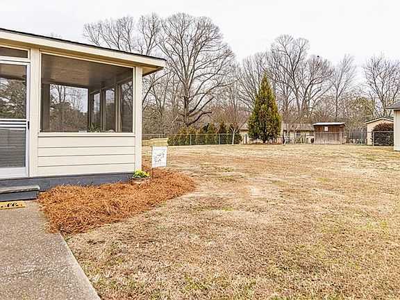 5th image of 461 Lakeview Rd