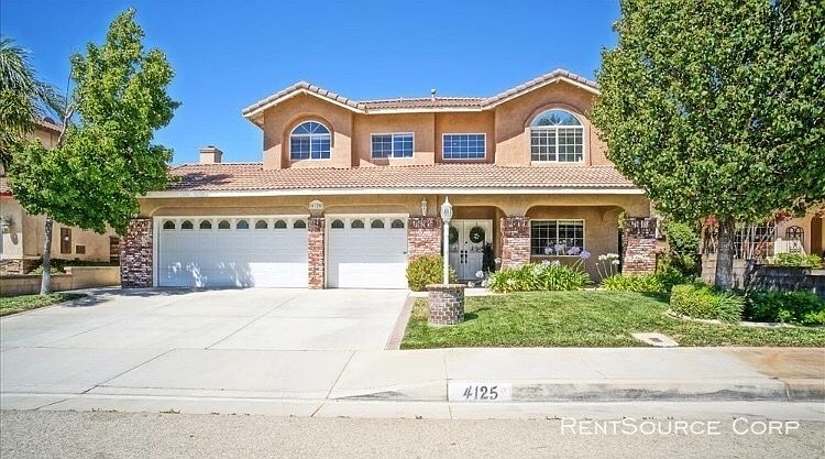 1st image of 4125 Grandview Dr