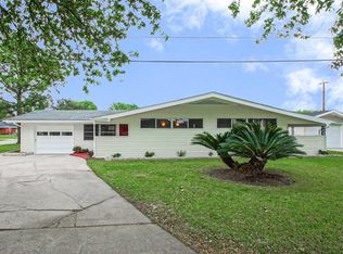 495 Dogwood Dr, Westwego, LA 70094