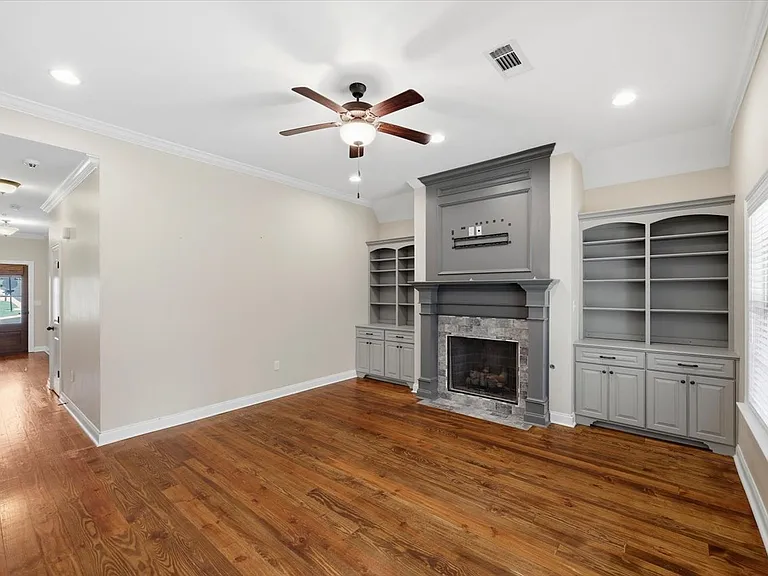 917 Willow Grande Cir — Photo 7