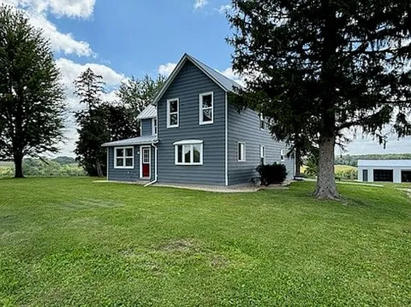 9329 E 2600th St, Kewanee, IL 61443