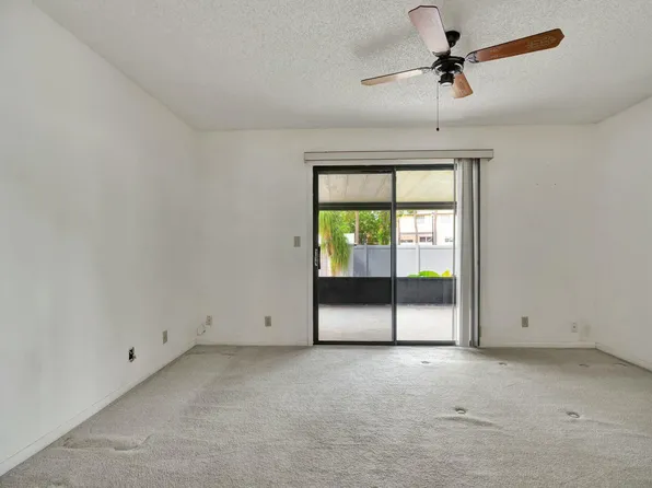 126 Greentree Circle, Jupiter, FL 33458