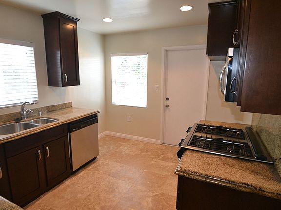5th image of 8401 West Blvd