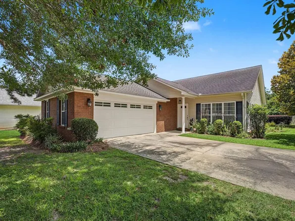 127 Rachel Ln, Thomasville, GA 31792