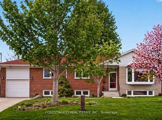 651 Breckenridge Rd, Mississauga, ON L5A2C7