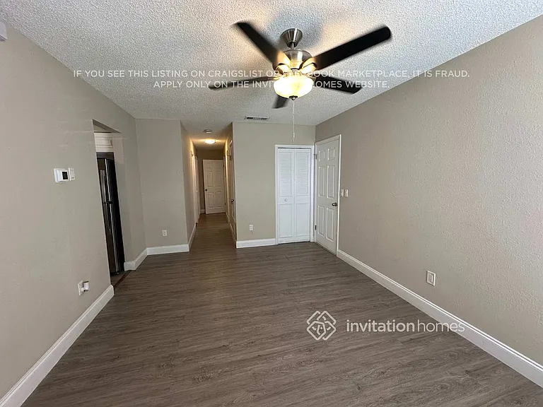 1016 Pioneer Dr — Photo 3