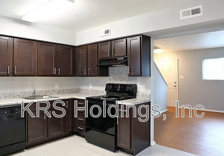 4347 Newsome Dr — Photo 1