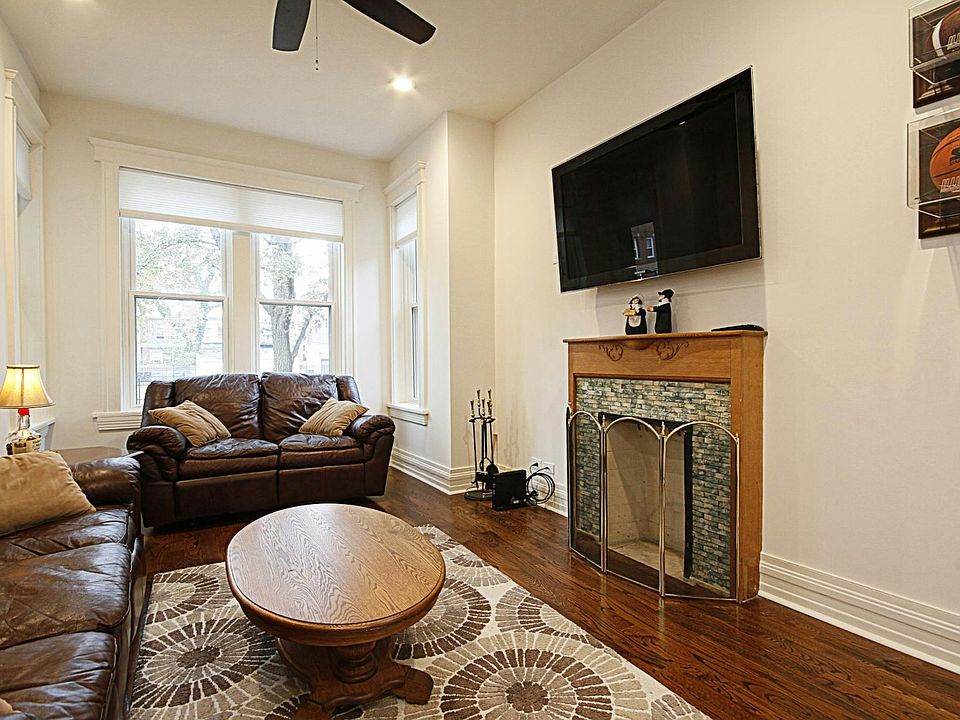 1st image of 2333 W Montana St #1