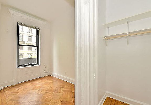 4th image of 1061 Madison Ave APT 2A