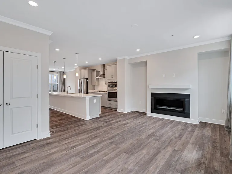 32 Bleeker Pl — Photo 14
