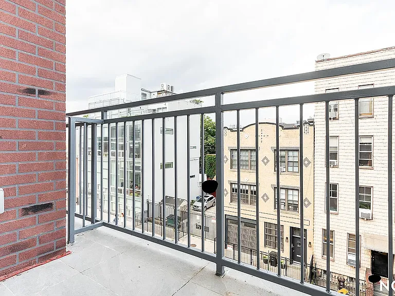 228 N 7th St #309 — Photo 4