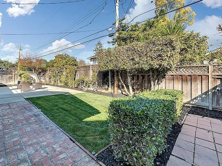 661 W Remington Dr — Photo 21