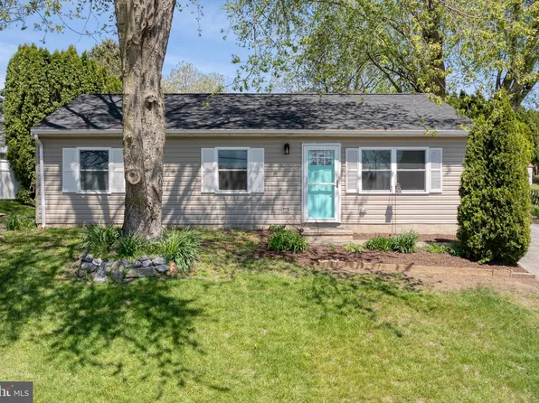 107 Hoover Rd, Lancaster, PA 17603