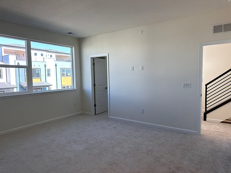 760 Josephine Way — Photo 17