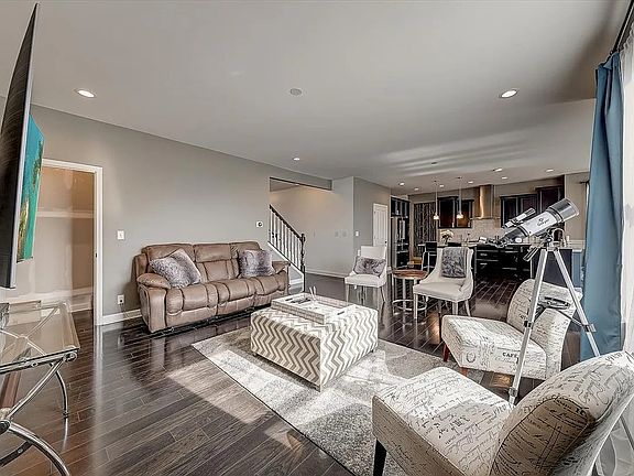 5th image of 1329 McIntosh Dr