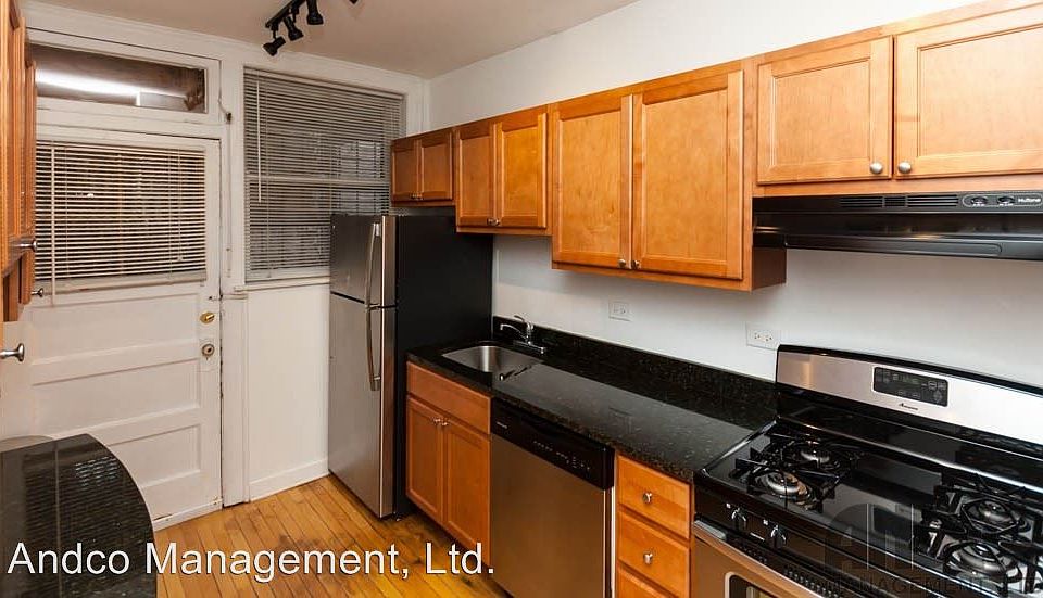 1st image of 1910 W Berteau Ave #1