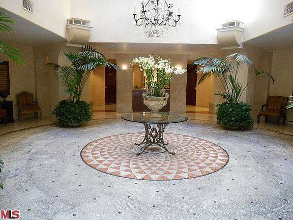 3rd image of 11500 San Vicente Blvd APT 225