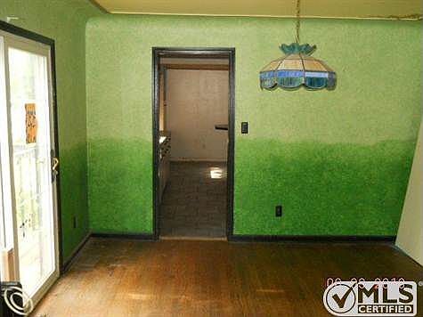 dining room.JPG