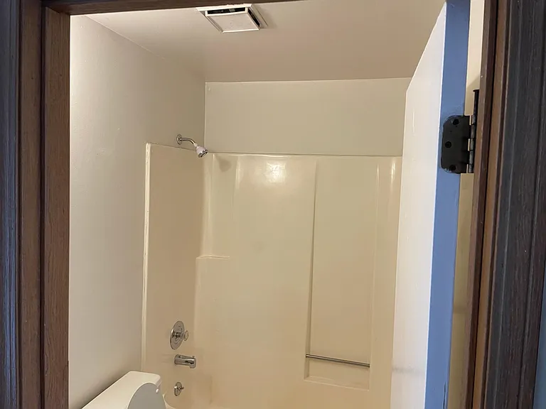 1330 Shenandoah Ave #2 — Photo 14