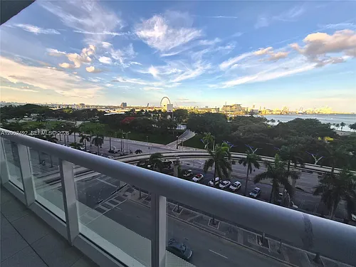 50 Biscayne Blvd #804 Photo 1