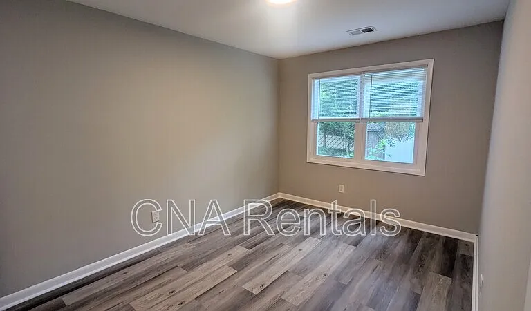 838 Wilson Cir — Photo 14