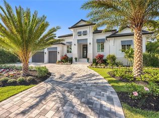 635 Parkview Ln, Naples, FL 34103