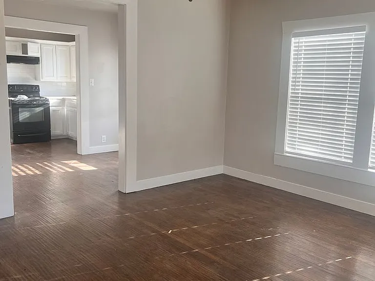 3506 County Road 920 — Photo 5