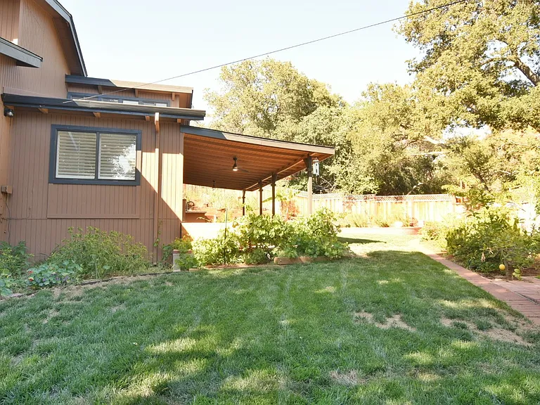5318 Fairway Dr — Photo 24