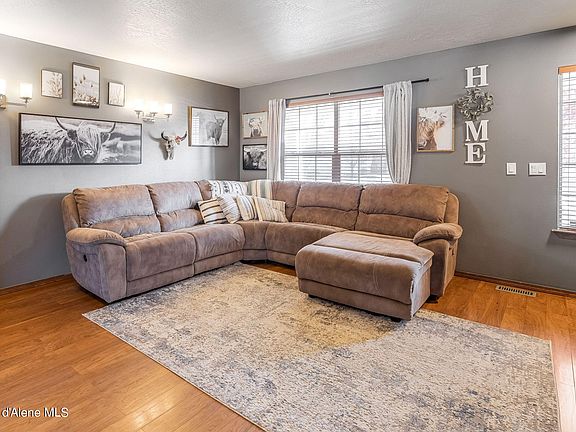 4th image of 3524 E White Sands Ln