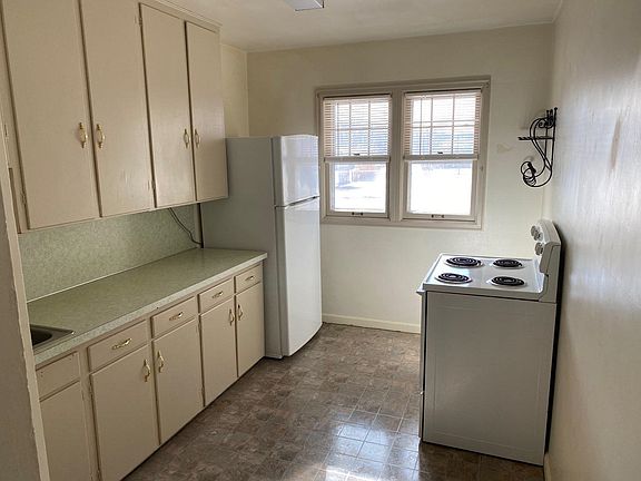 4th image of 307-309 W K St