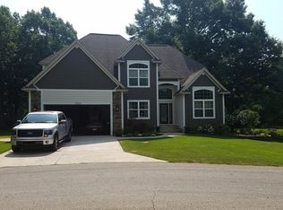 16162 Heyers Pl, Spring Lake, MI 49456