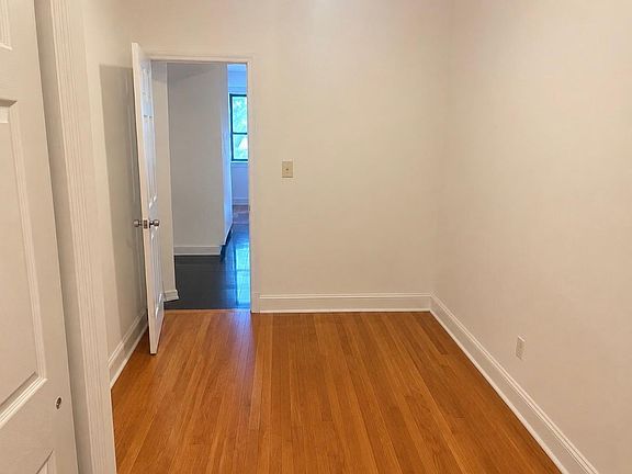 5th image of 232 E 81st St APT 4C