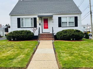 733 E 2nd Ave, Roselle, NJ 07203