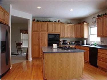 4th image of 9515 Tanager Dr