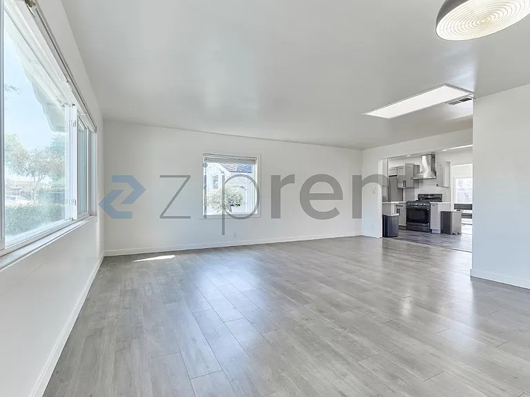 1410 Central Ave — Photo 8