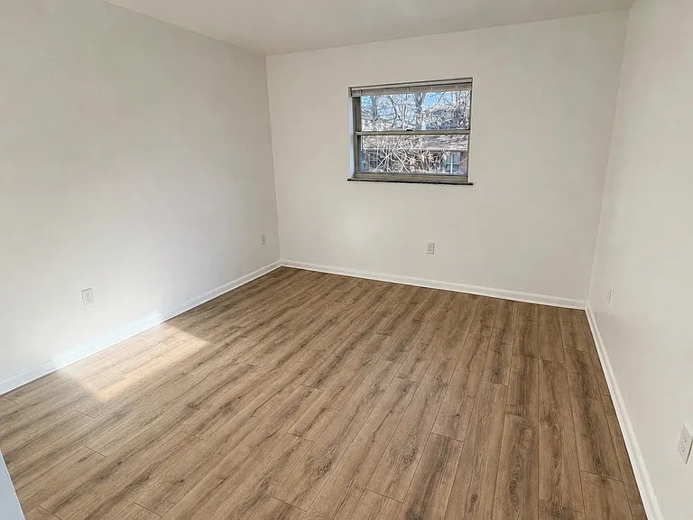 5654 Macey Ave #1 — Photo 25