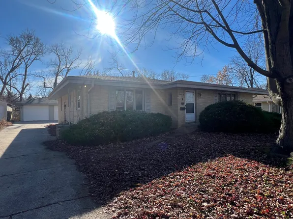 6210 Franklin Ave #6210, Urbandale, IA 50322