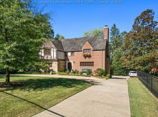 15 Norwood Rd, Charleston, WV 25314