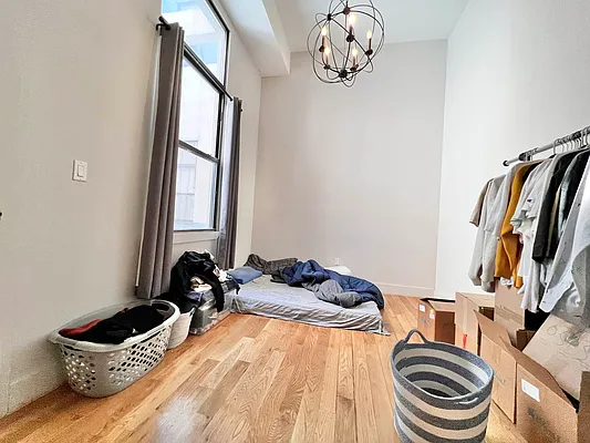 Rented by ERNY LLC | media 10