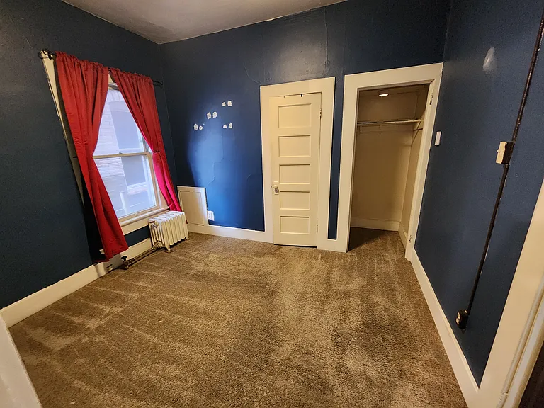 357 N Lincoln St #2 — Photo 2