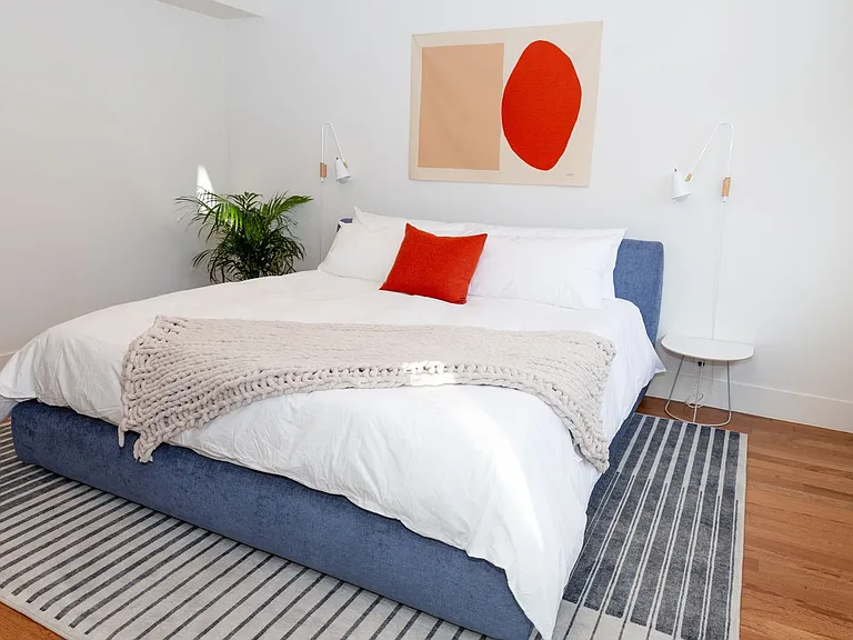 210 S Hamilton Dr #9 — Photo 12