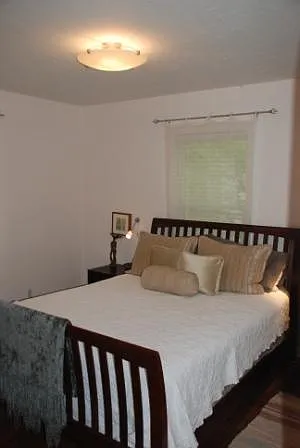 2 bed, 1.0 bath, 1030 sqft, $2,695 — Photo 3