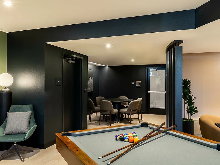 535_amenity_lounge_93