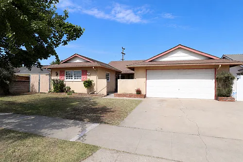 707 N College Dr Photo 1