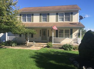 15987 Burton Windsor Rd, Middlefield, OH 44062